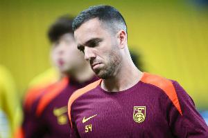 乐鱼体育官方平台-记者评国足：塞鸟和王钰栋首秀是亮点，教练组要学会灵活应变