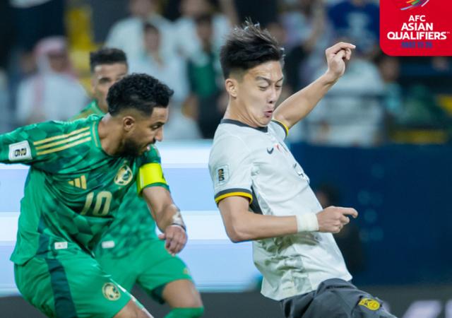 乐鱼体育官方平台-【世预赛】蒋光太伤退林良铭染红 沙特1比0中国